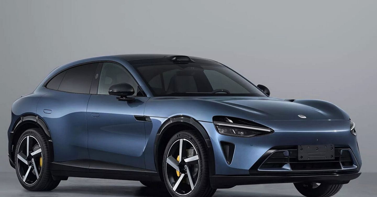 Xiaomi svela al Mobile World Congress du Barcellona un’hypercar elettrica per Gran turismo (insieme allo smartphone 17 Series)